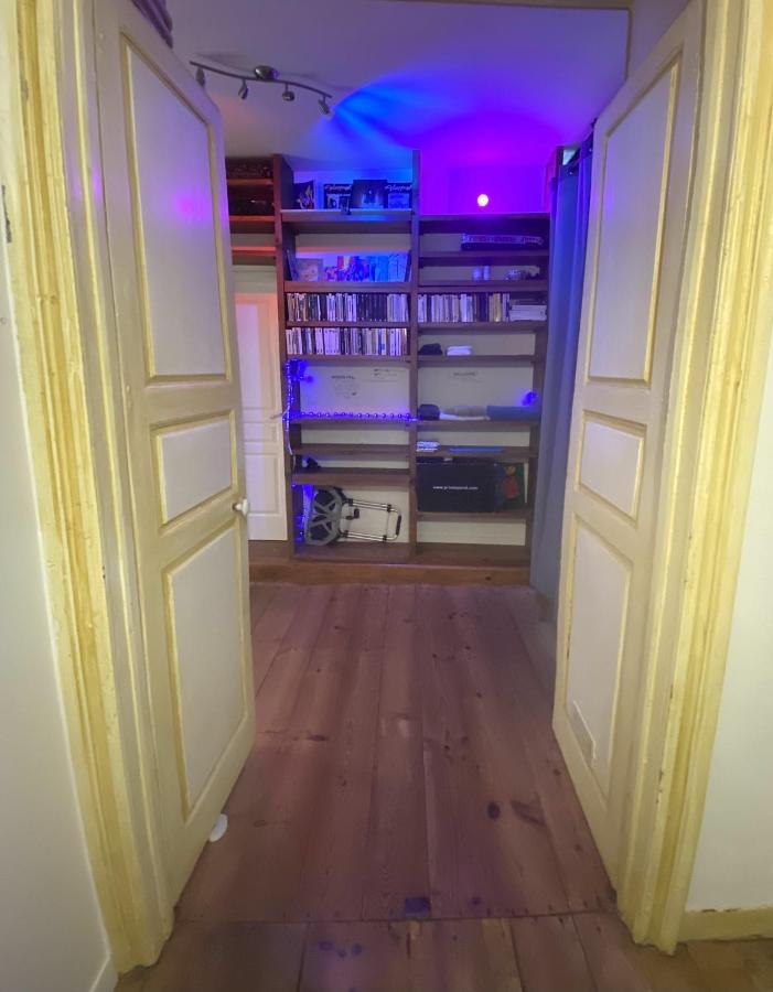 Floydroom'S Pau Chambre Hotes Dans Appartement Partage Proche Chateau エクステリア 写真